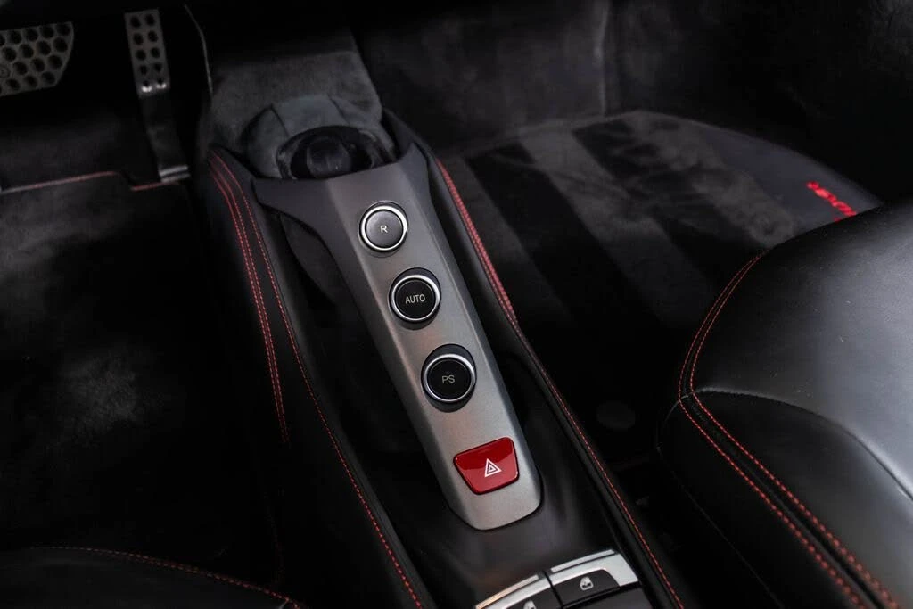 2017 Ferrari 488 Spider - Image 5 of 31