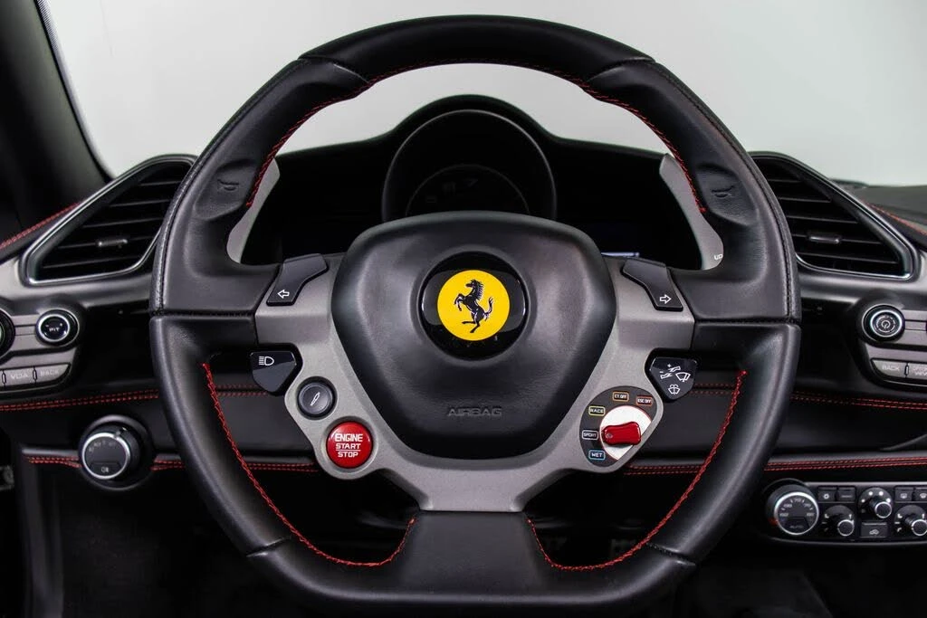 2017 Ferrari 488 Spider - Image 4 of 31