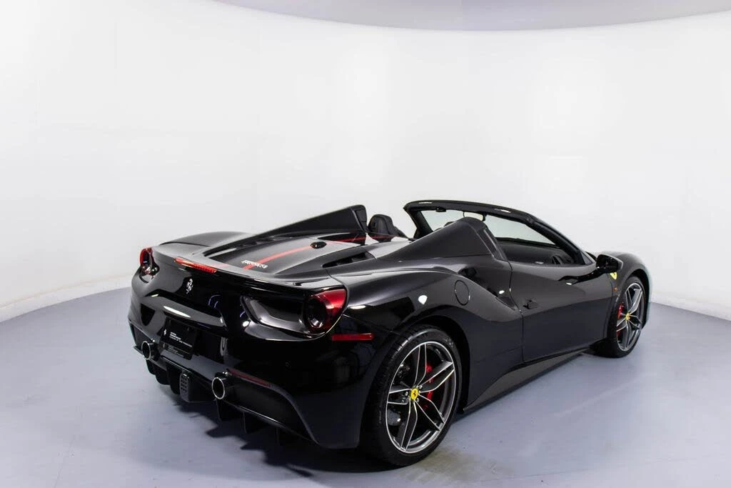 2017 Ferrari 488 Spider - Image 2 of 31