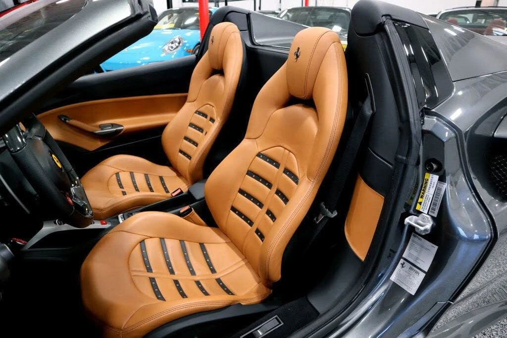 2017 Ferrari 488 Spider - Image 26 of 31
