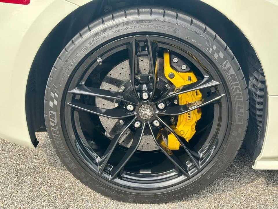 2017 Ferrari 488 Spider - Image 17 of 30