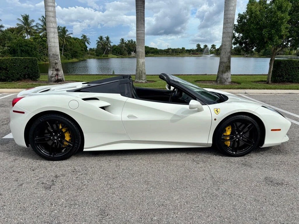 2017 Ferrari 488 Spider - Image 6 of 30