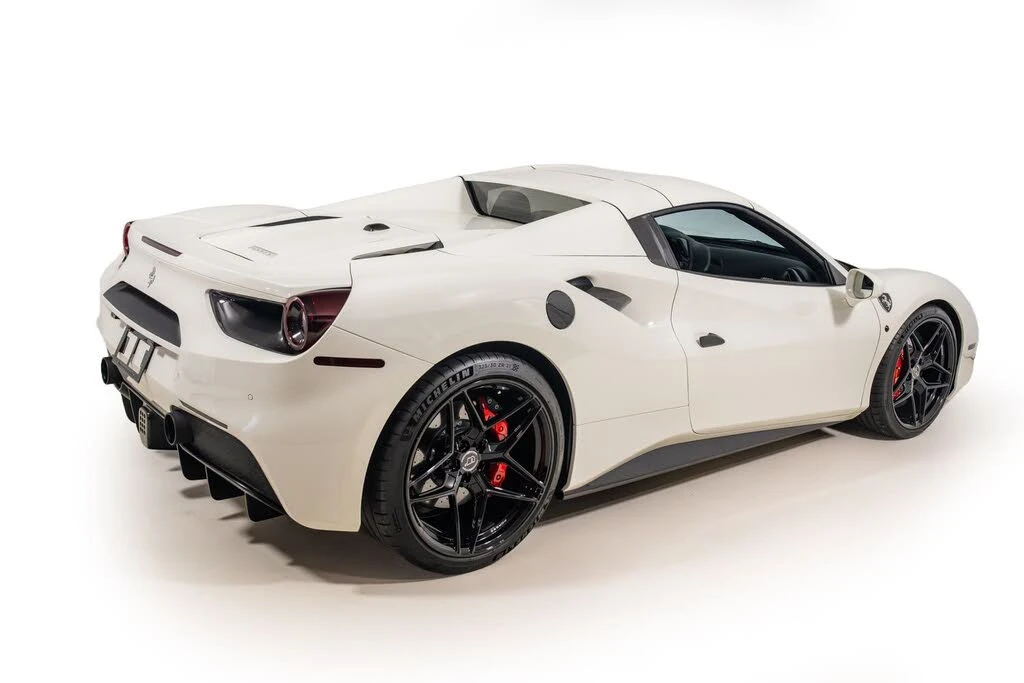 2017 Ferrari 488 Spider - Image 16 of 31