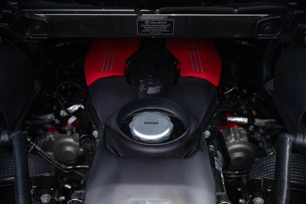 2017 Ferrari 488 Spider - Image 24 of 31