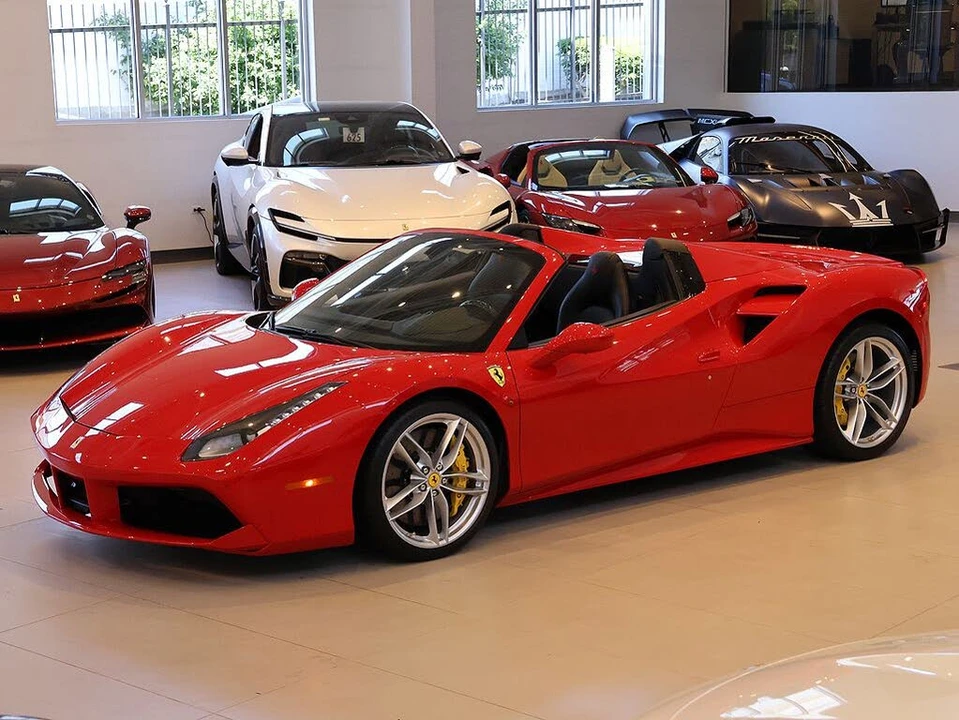 2017 Ferrari 488 Spider - Image 23 of 31