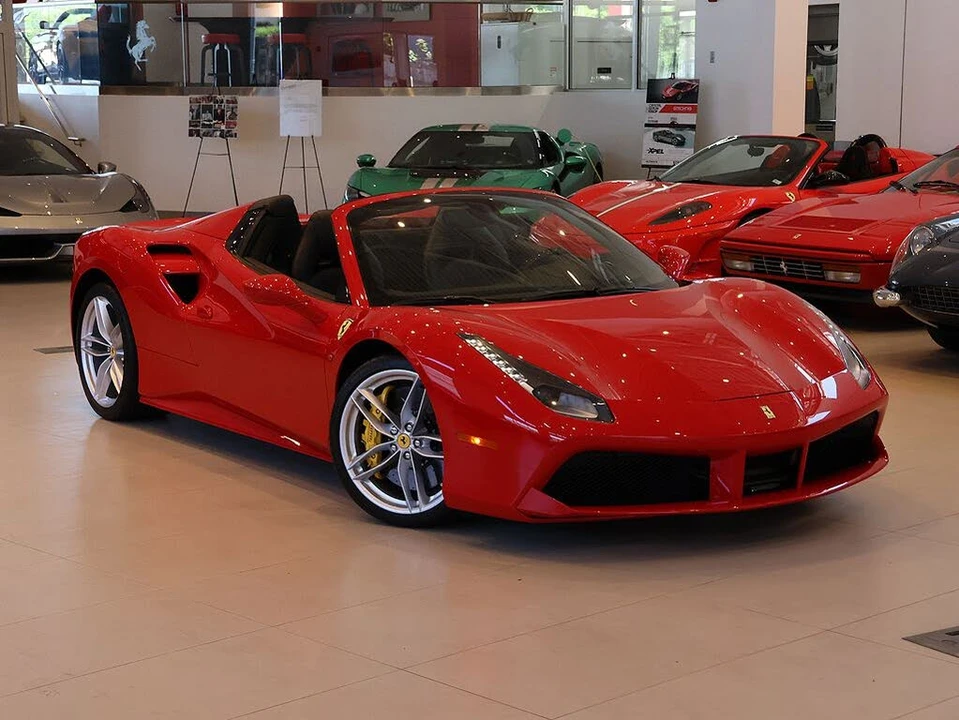 2017 Ferrari 488 Spider - Image 7 of 31
