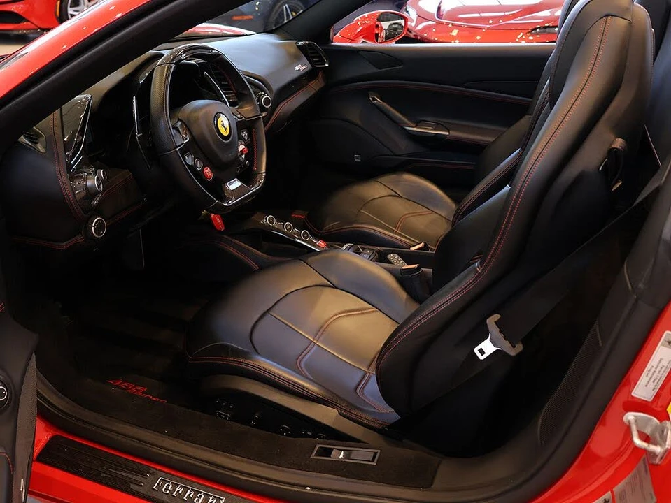 2017 Ferrari 488 Spider - Image 4 of 31