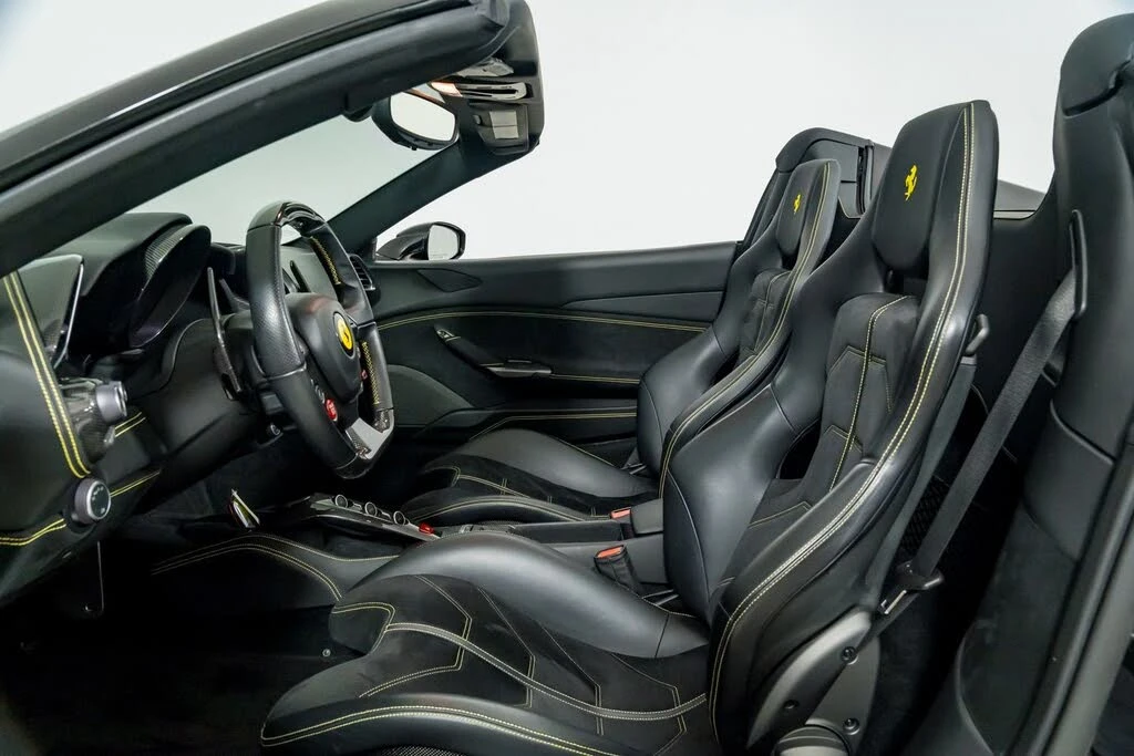 2017 Ferrari 488 Spider - Image 31 of 31