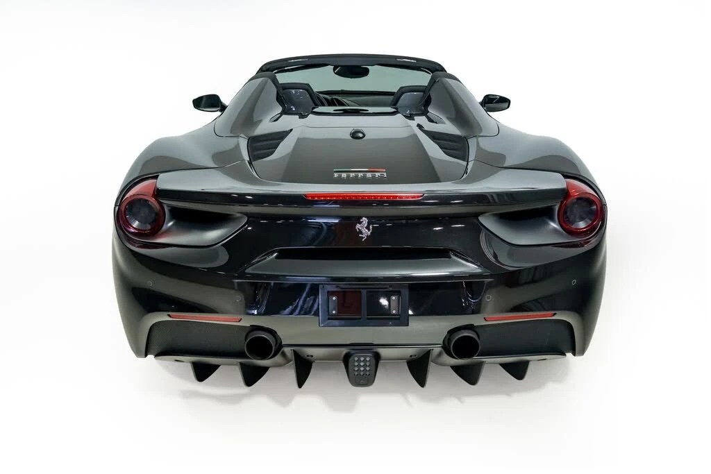 2017 Ferrari 488 Spider - Image 17 of 31