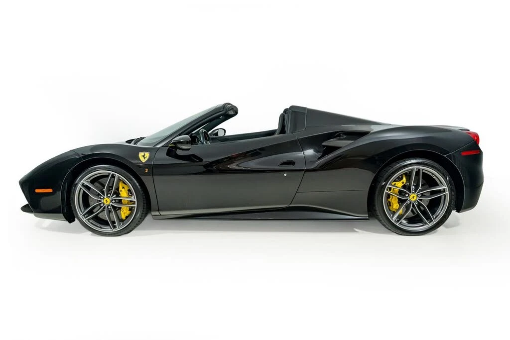 2017 Ferrari 488 Spider - Image 15 of 31