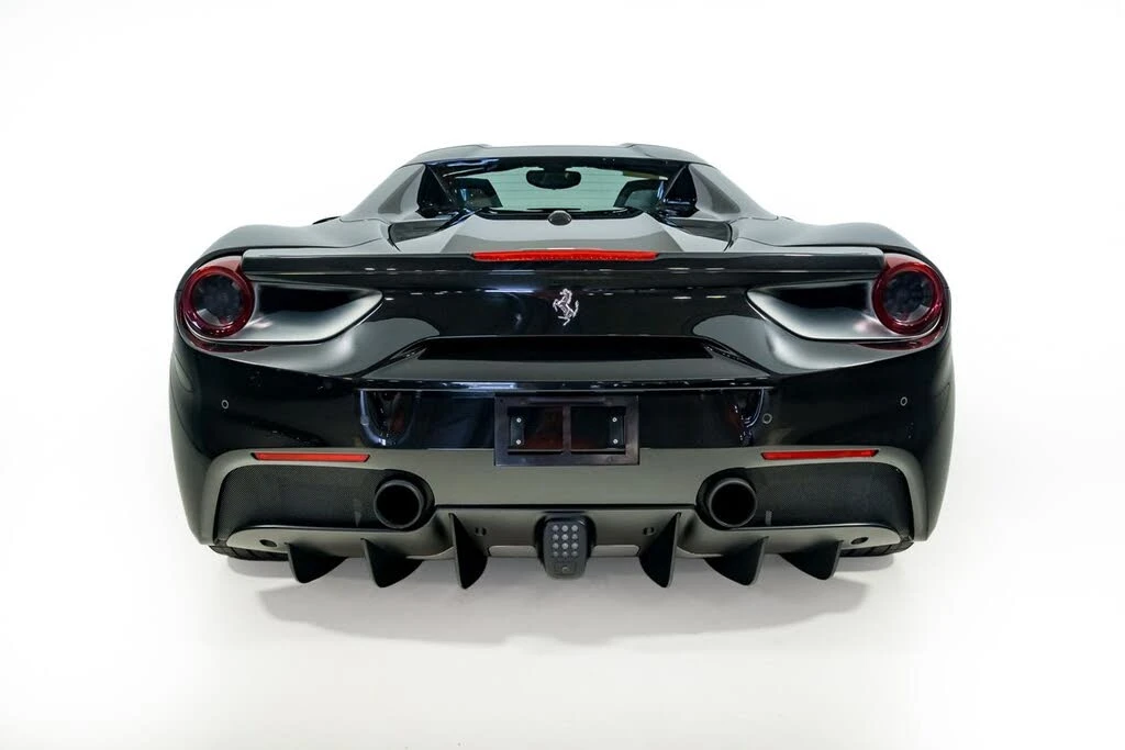 2017 Ferrari 488 Spider - Image 8 of 31