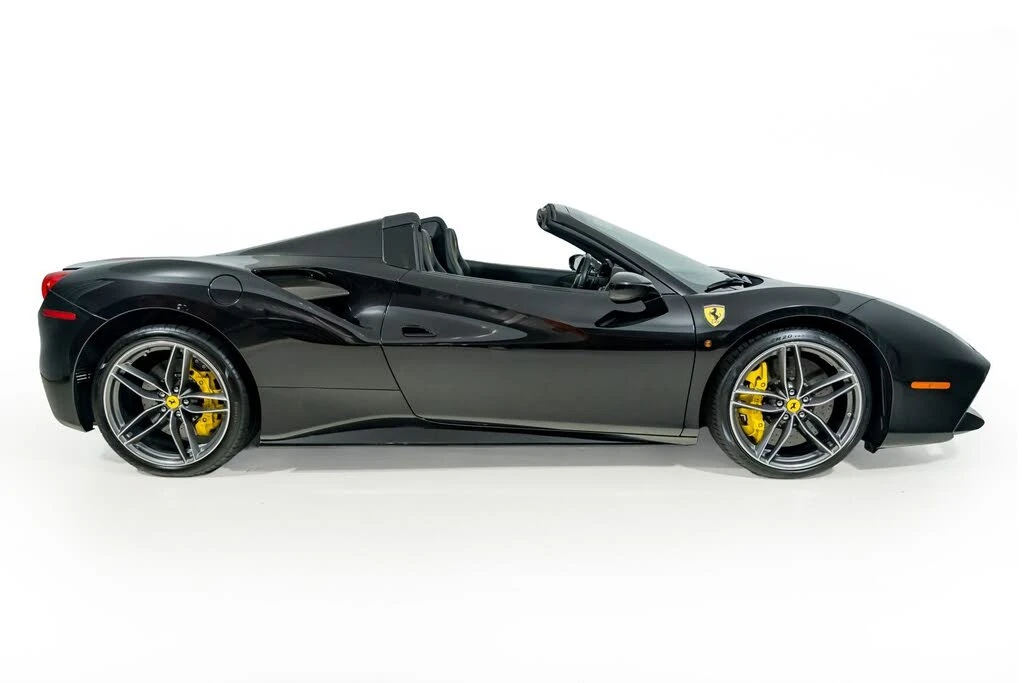 2017 Ferrari 488 Spider - Image 20 of 31