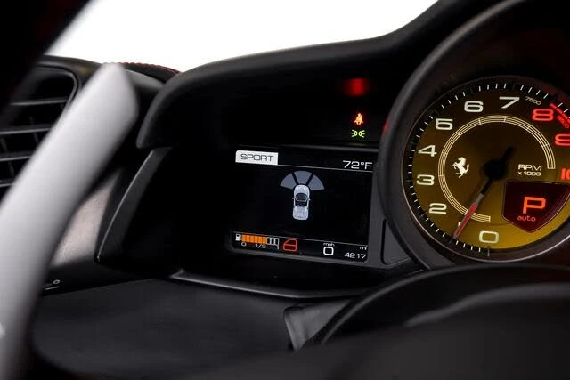 2017 Ferrari 488 Spider - Image 31 of 31