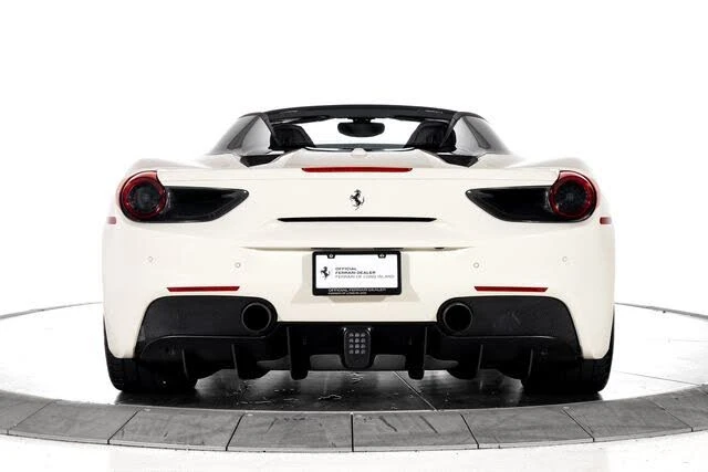 2017 Ferrari 488 Spider - Image 8 of 31