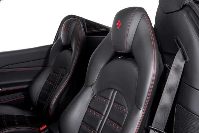 2017 Ferrari 488 Spider - Image 19 of 31