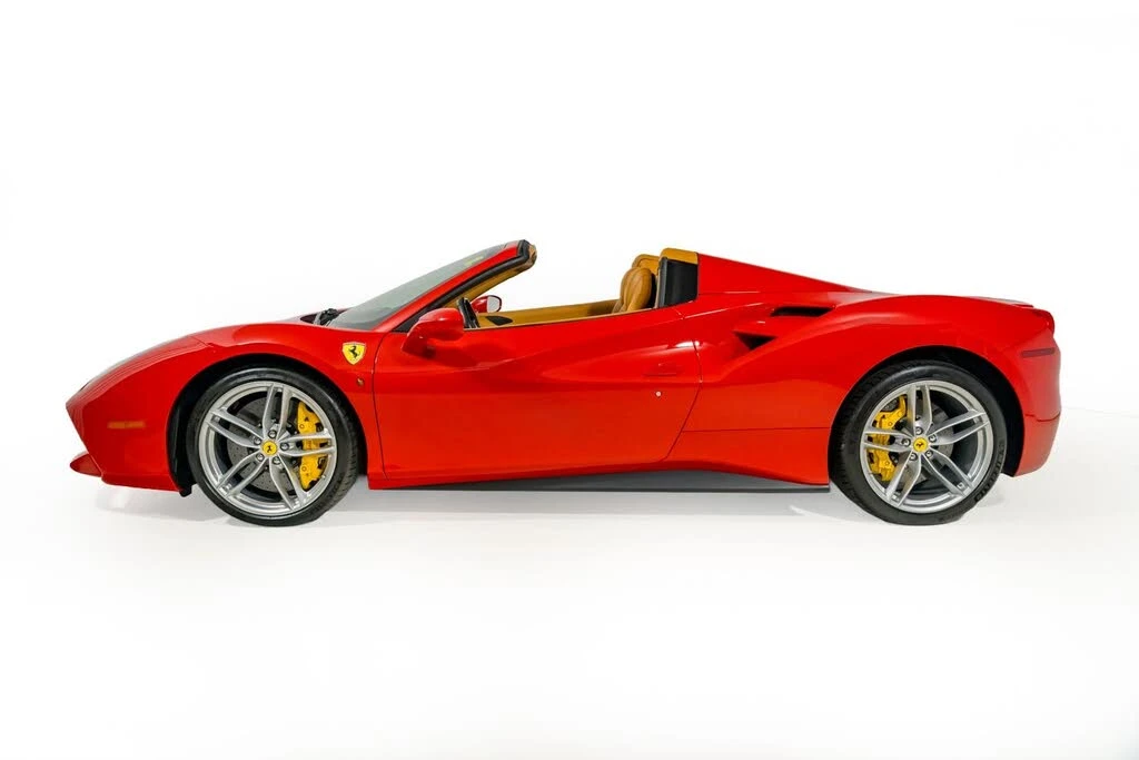 2017 Ferrari 488 Spider - Image 15 of 31
