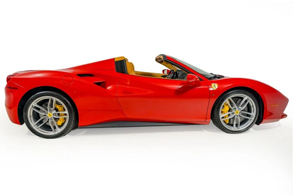 2017 Ferrari 488 Spider - Image 20 of 31