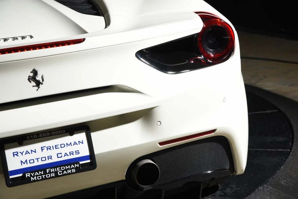 2017 Ferrari 488 Spider - Image 24 of 31
