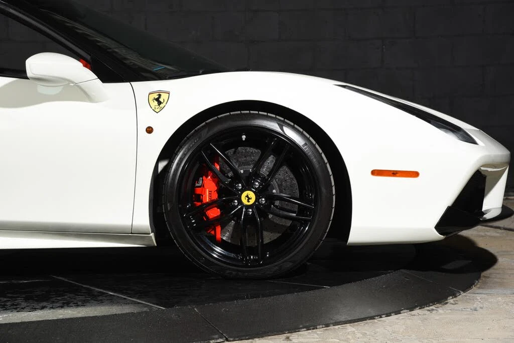 2017 Ferrari 488 Spider - Image 30 of 31