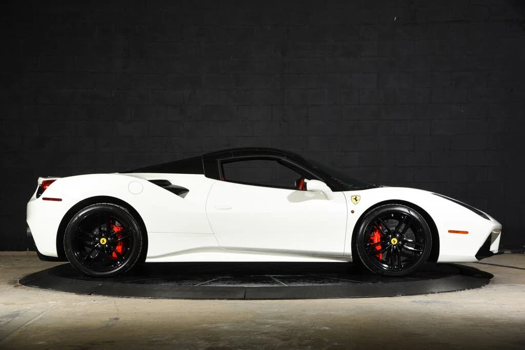 2017 Ferrari 488 Spider - Image 2 of 31