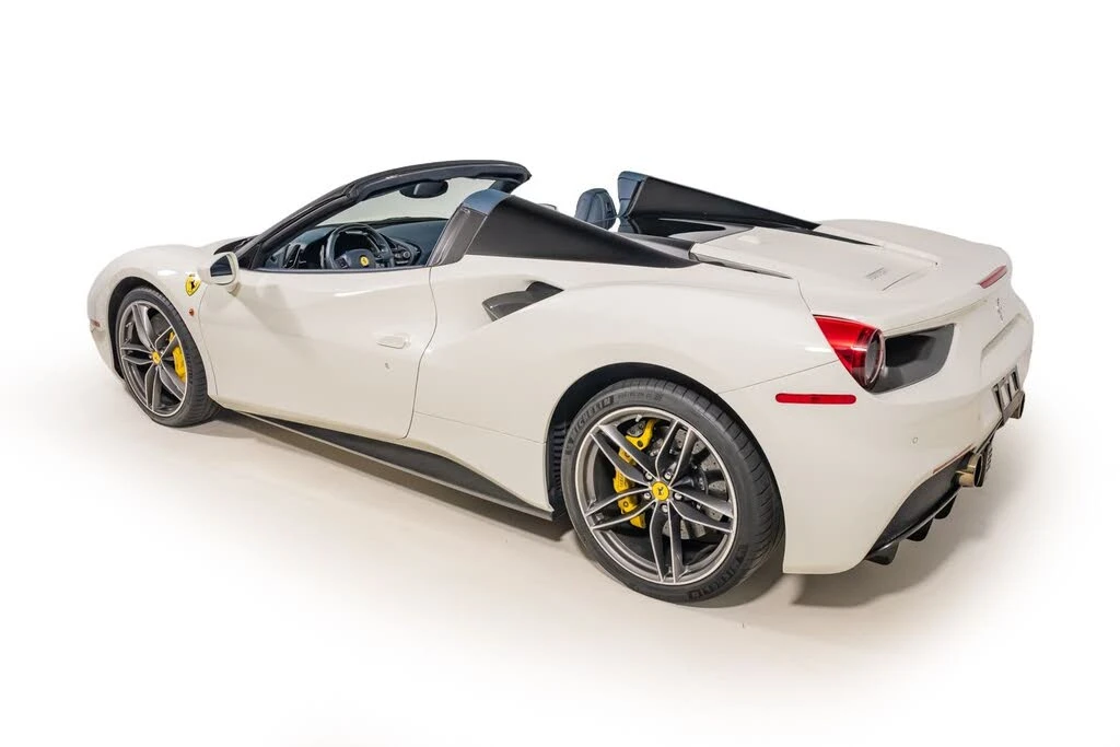 2017 Ferrari 488 Spider - Image 13 of 31