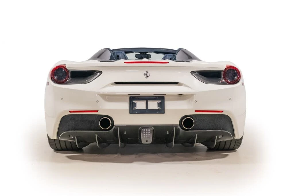 2017 Ferrari 488 Spider - Image 14 of 31