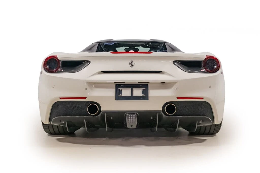 2017 Ferrari 488 Spider - Image 5 of 31