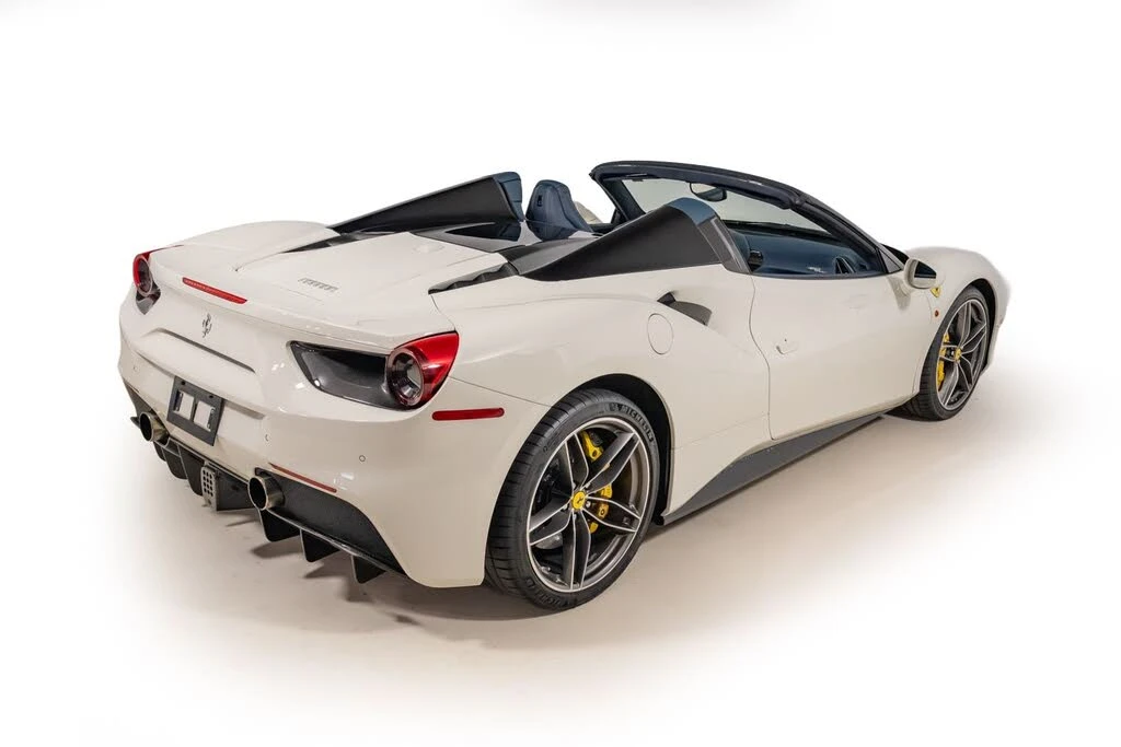 2017 Ferrari 488 Spider - Image 16 of 31