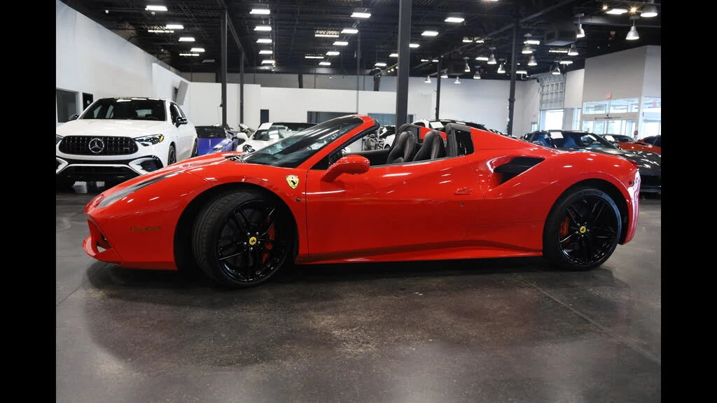2017 Ferrari 488 Spider - Image 11 of 31