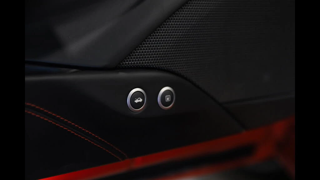 2017 Ferrari 488 Spider - Image 18 of 31