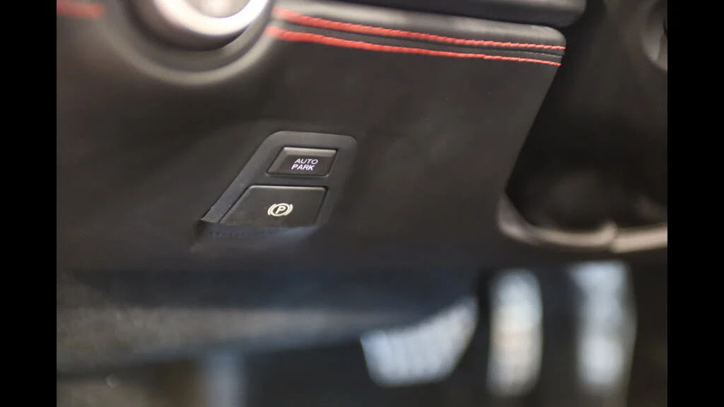 2017 Ferrari 488 Spider - Image 25 of 31