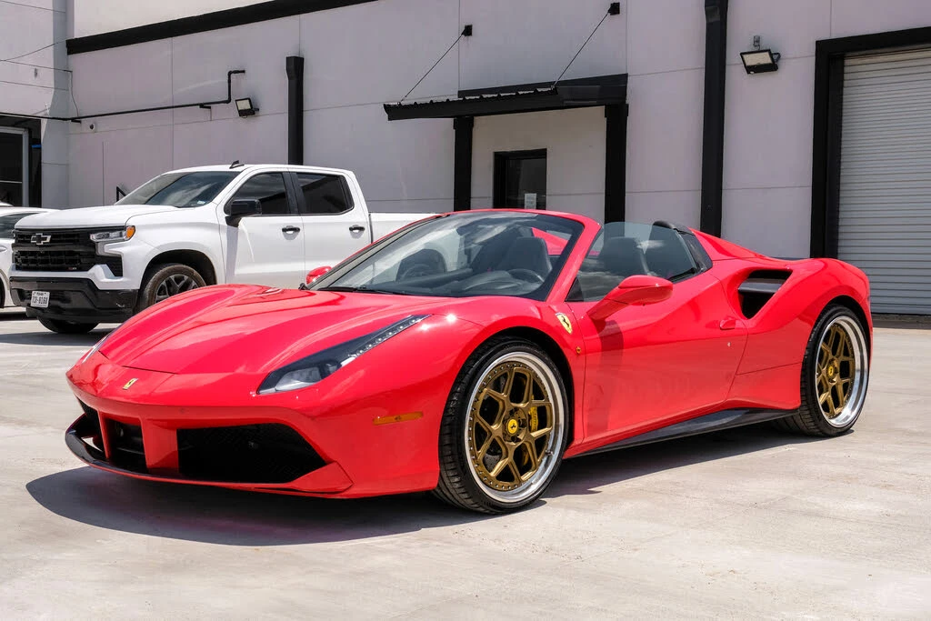 2017 Ferrari 488 Spider - Image 2 of 31