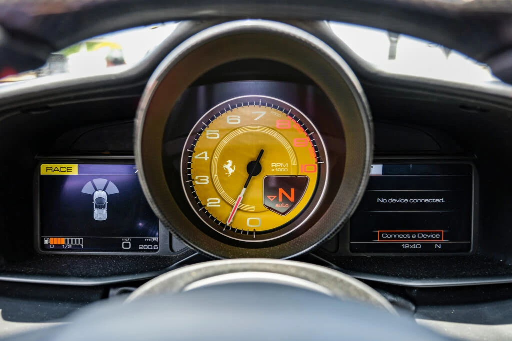 2017 Ferrari 488 Spider - Image 18 of 31