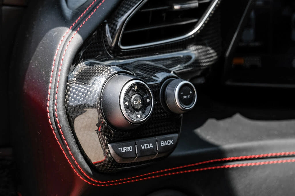 2017 Ferrari 488 Spider - Image 28 of 31