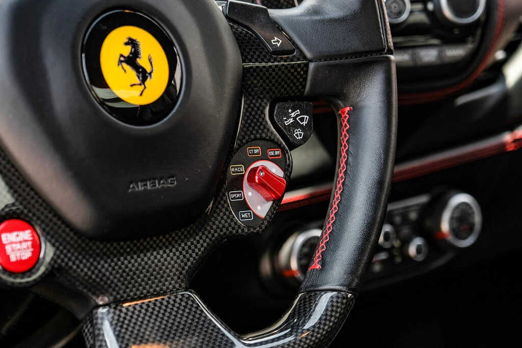 2017 Ferrari 488 Spider - Image 17 of 31