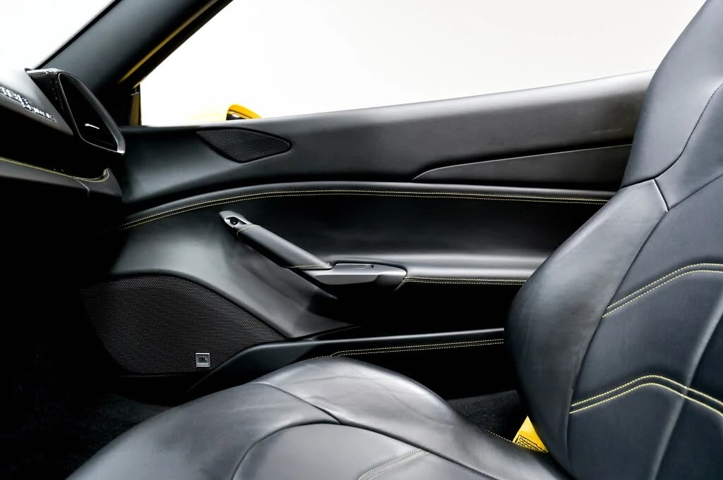 2017 Ferrari 488 Spider - Image 21 of 31