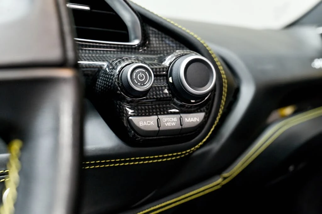 2017 Ferrari 488 Spider - Image 17 of 31