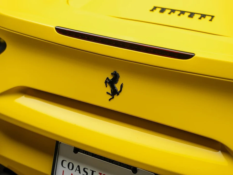2017 Ferrari 488 Spider - Image 15 of 31