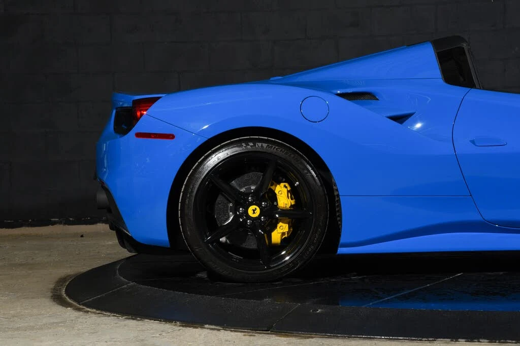 2017 Ferrari 488 Spider - Image 31 of 31