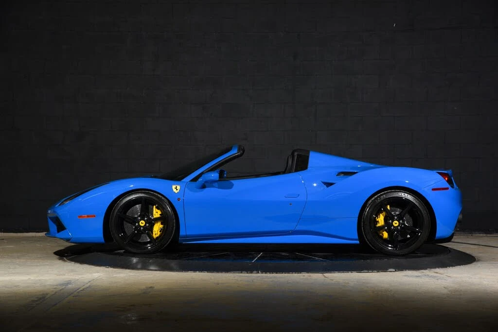 2017 Ferrari 488 Spider - Image 17 of 31