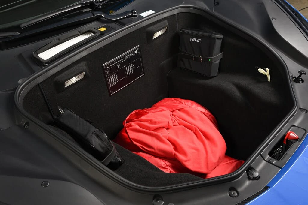 2017 Ferrari 488 Spider - Image 13 of 31