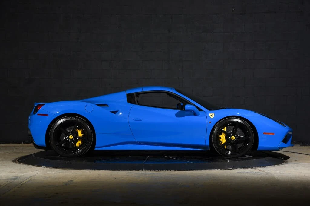 2017 Ferrari 488 Spider - Image 2 of 31