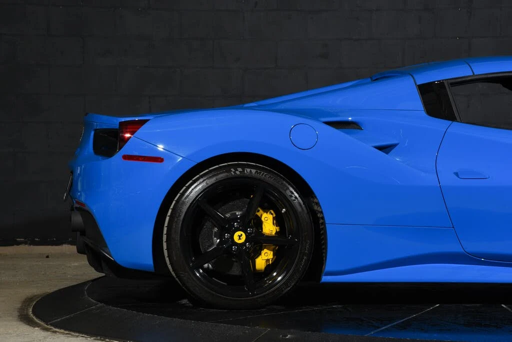 2017 Ferrari 488 Spider - Image 30 of 31