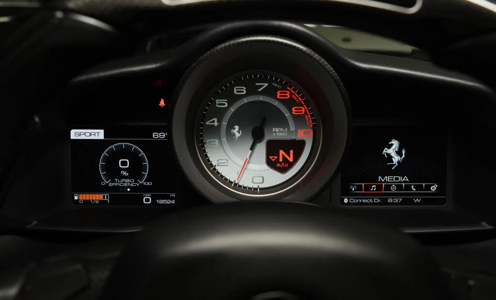 2017 Ferrari 488 Spider - Image 7 of 31