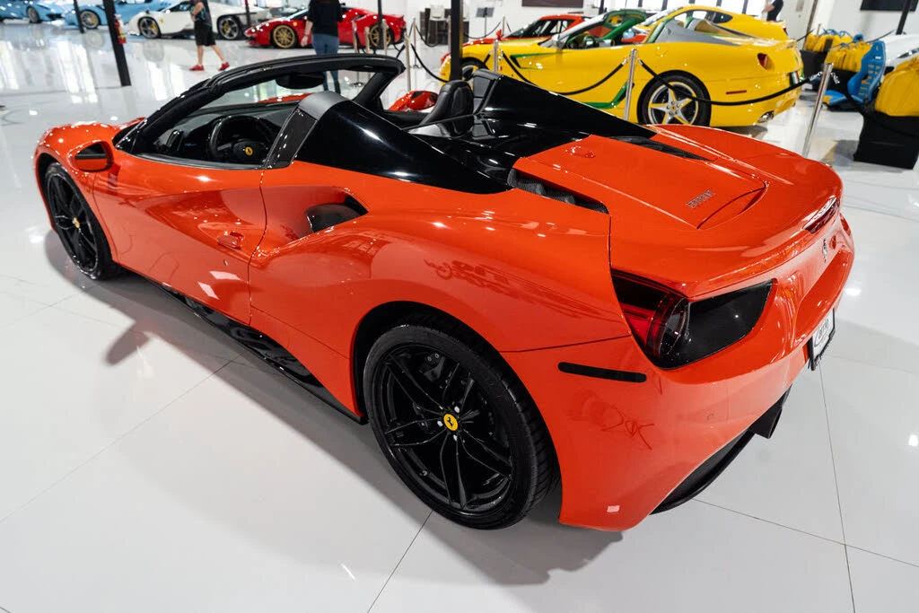 2017 Ferrari 488 Spider - Image 5 of 31