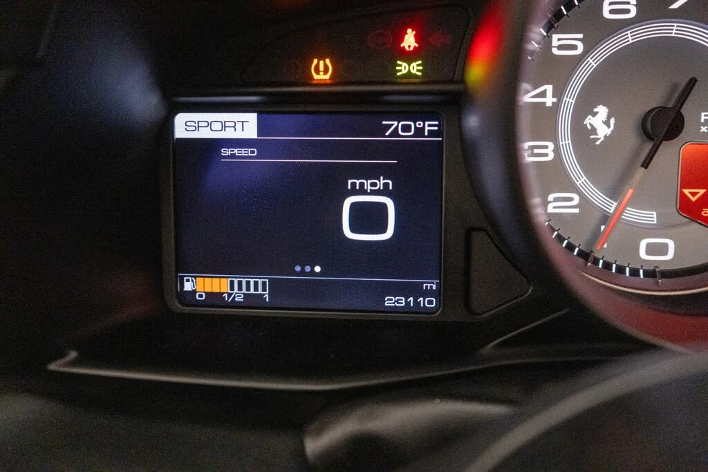 2017 Ferrari 488 Spider - Image 21 of 31