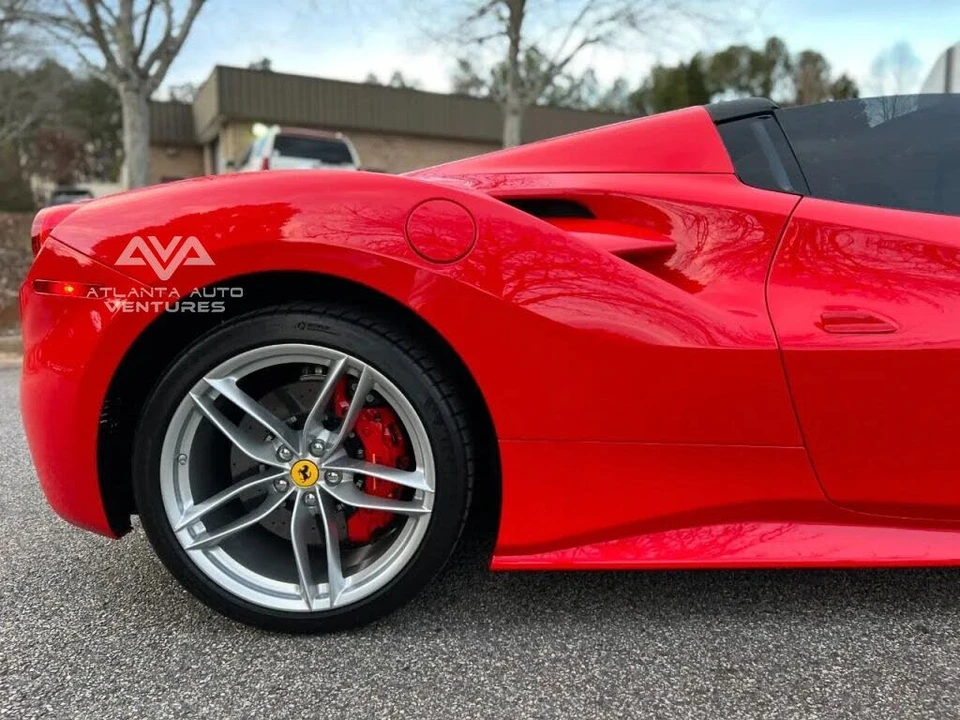 2017 Ferrari 488 Spider - Image 18 of 31