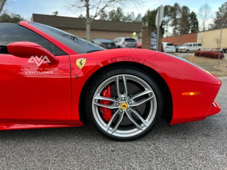 2017 Ferrari 488 Spider - Image 19 of 31