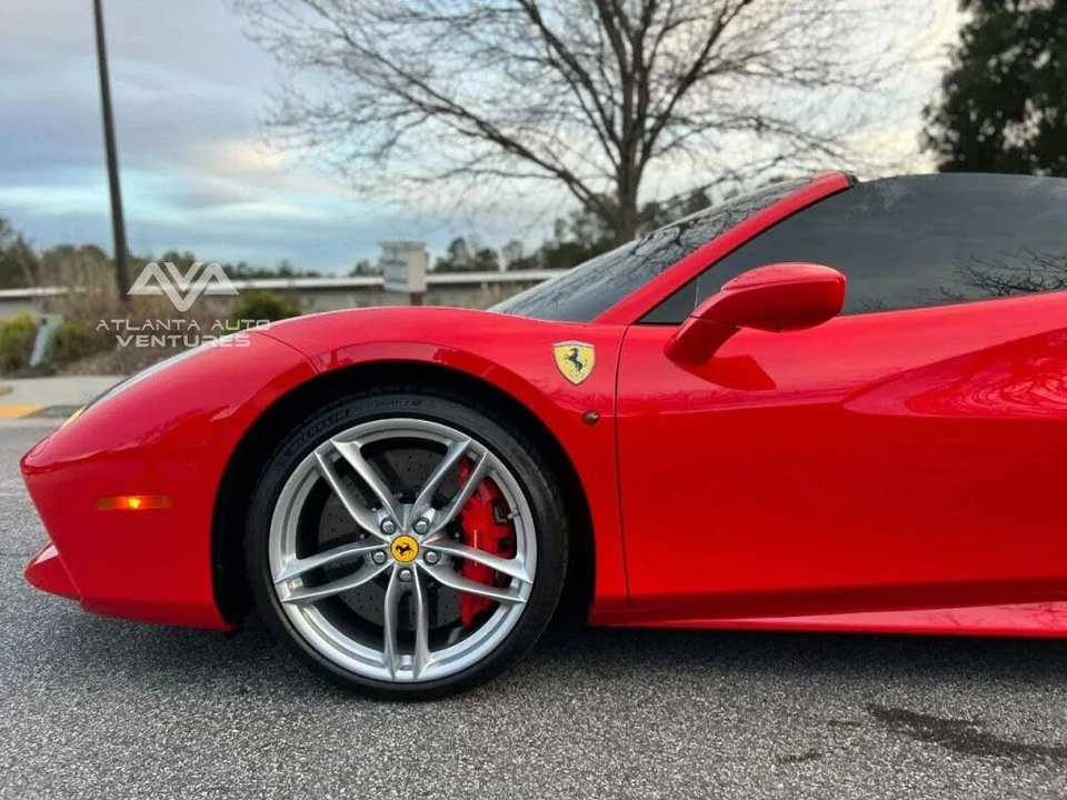 2017 Ferrari 488 Spider - Image 11 of 31