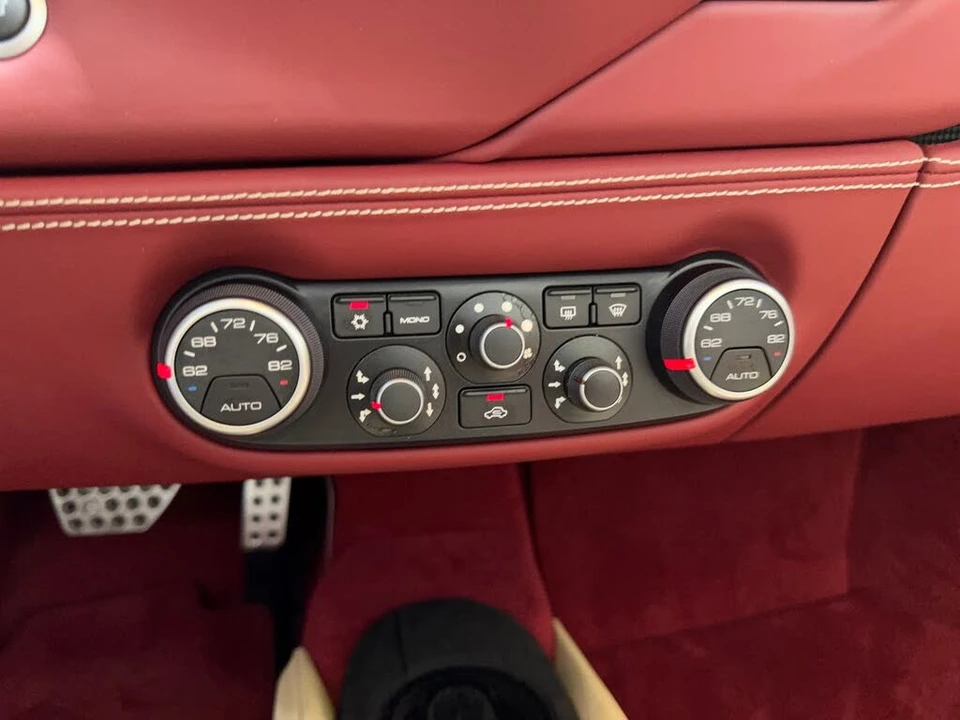 2017 Ferrari 488 Spider - Image 11 of 20
